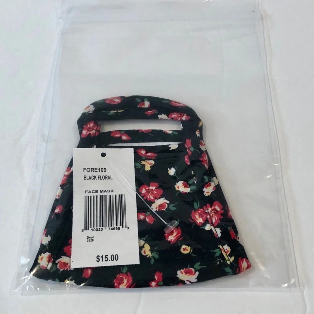 3 For $15 (NWT) FORE COLLECTION Black Floral Pleated Mask OS